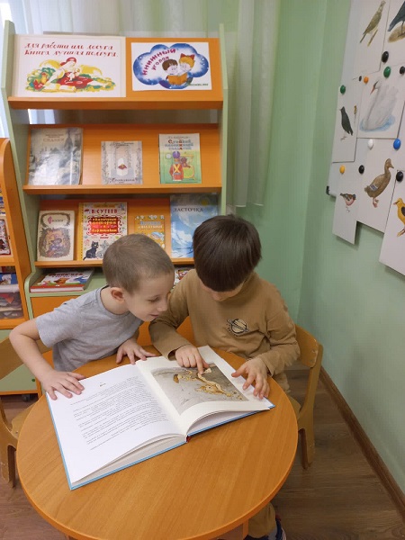 Первый раз в... Школу! Детский сад! Самые полезные и интересные книги для детей и родителей